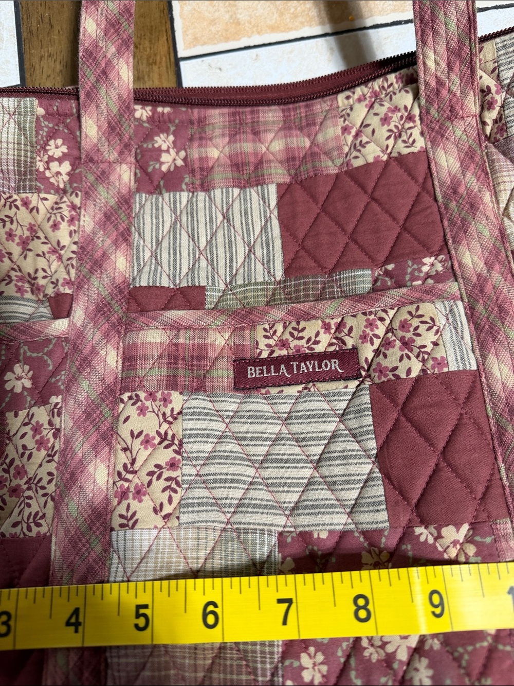Bella Taylor Quilted Patchwork Tote in Mauve - Picture 2 of 6